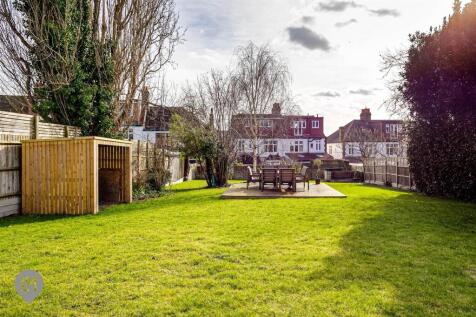Communal garden LM.jpg