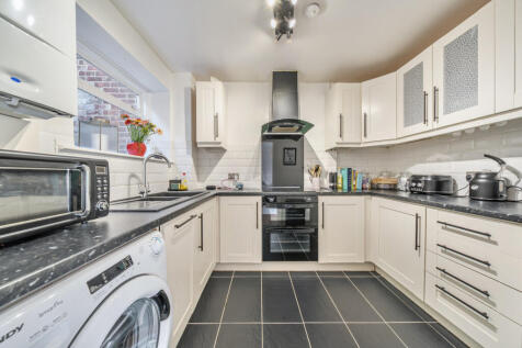 1369432-12-68ff9e...