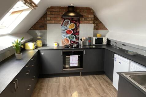 1-bed house on The Rushes, Loughborough, £672/mo