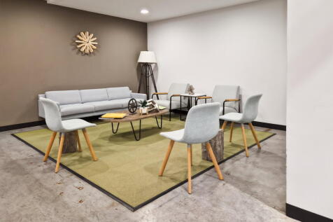 Office to rent Image 3