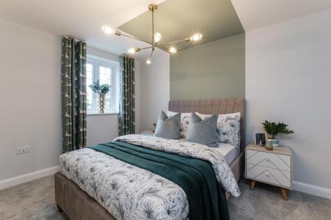 Kennett double bedroom