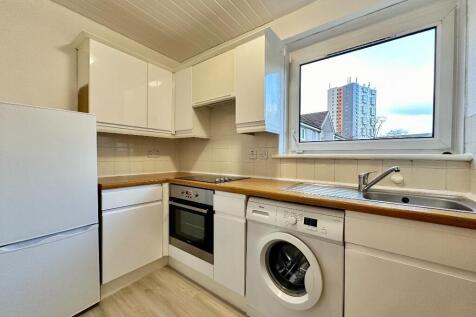 Clifford Street, Cessnock, Glasgow, G51 photo 5