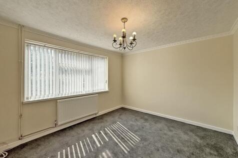 Willenhall Road, Bilston WV14 photo 3