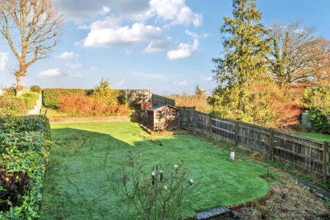 1387880-9-693aa9b...