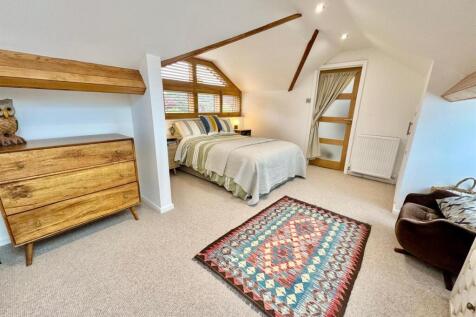 PHOTO-2025-09-22-18-00-42 (2).jpg