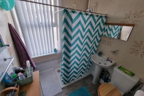Shower room.jpg