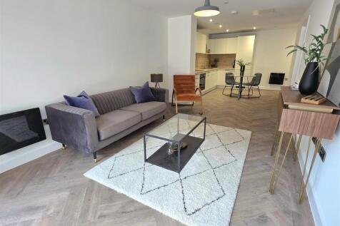 Lounge/Kitchen/Dining