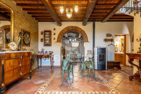 Interno