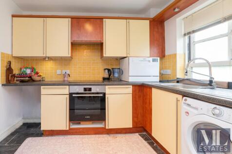Brooklands Court, Cavendish Road, Brondesbury, NW6 photo 2