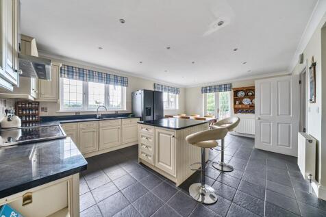 Kitchen / Breakfast Room