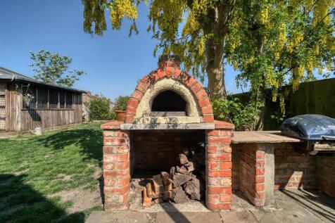 Pizza Oven