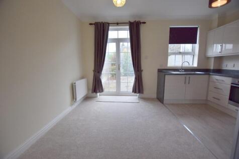 Lichfield Road, Stone, ST15 photo 5