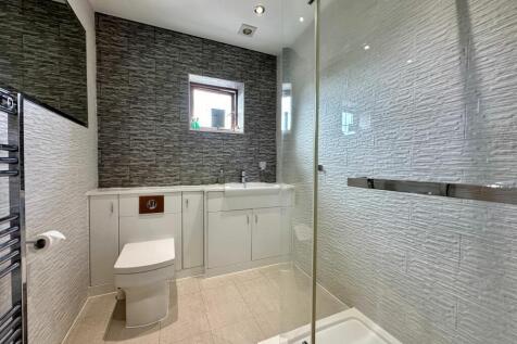 En-suite shower room