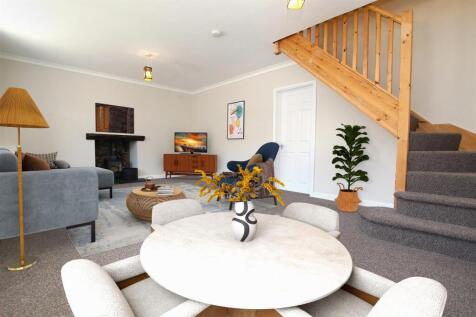 lounge 2.jpg