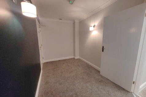 Office to rent Image 11