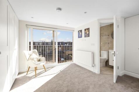 39 ASTON ROAD,19.jpg