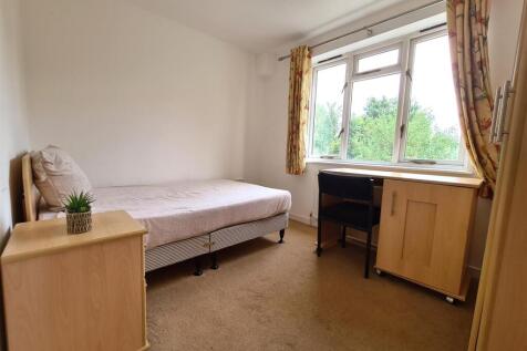 Bedroom 4 - 48 Elizabeth Way