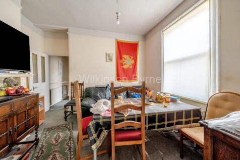 6a641d7c-5894-427...