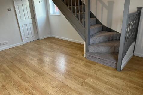 Finch Close , Woodville photo 5