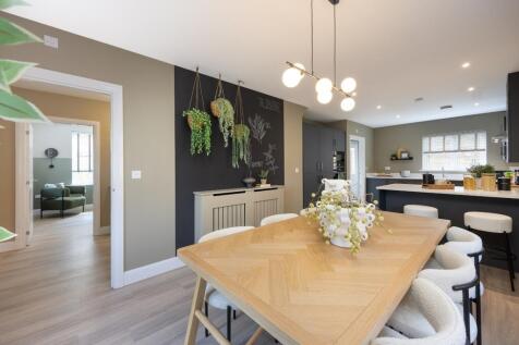 Elgar Park - Briar kitchen