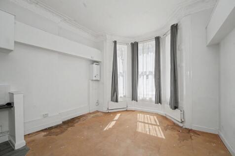 Flat 2, 16 Nevern Place, Earls Court, London SW5 9PR