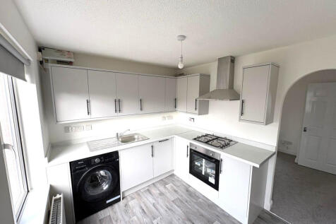 Peel Street, Morley, Leeds, LS27 photo 2