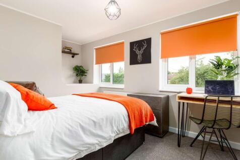Bedroom 7a.jpg