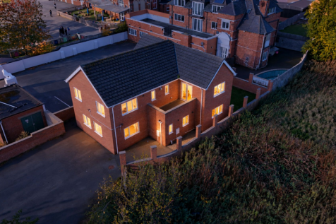 Browney Lane, Browney, DH7. 3 bedroom detached house for sale