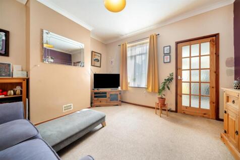 Purplett Street-11.jpg