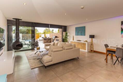 Sunray Village 4 Bed Modern Townhouse For Sale (8)