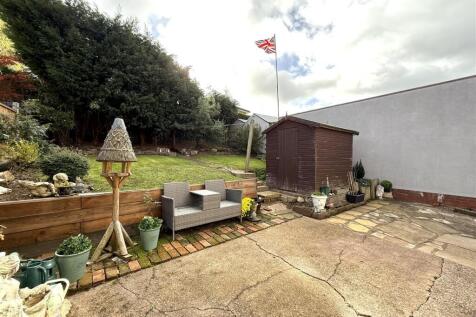 24 HAGLEY REAR 3.jpeg