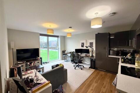 Lounge/Kitchen