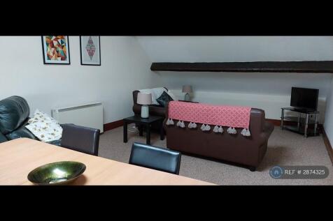 Large Lounge / Dining Room