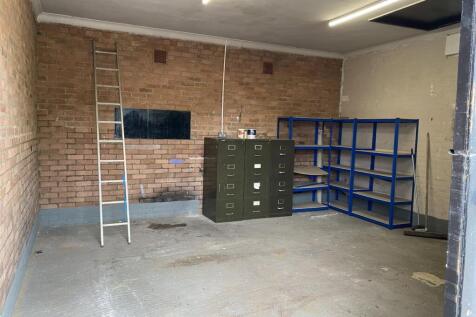 Garage j.jpg
