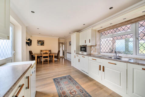 1362666-19-68dd22...