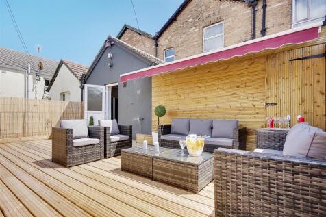 22 Sun Terrace F.jpg