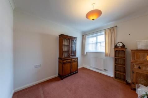 17 Rathbone Park-007.JPG