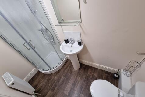 Flat 1, 4-6 Victoria Terrace photo 4