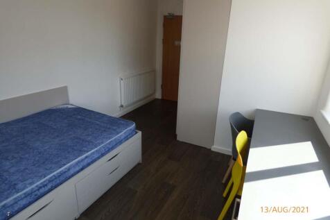 Bedroom 1-2.jpg