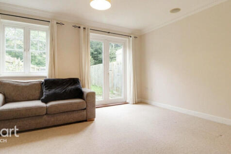 2-bed terraced on Tesmonde Close, Norwich, £1,100/mo