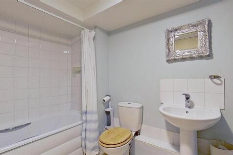 Voltaire-Buildings-Garratt-Lane-SW18-05042025_1408