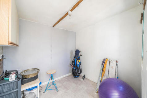 1346625-21-68b1af...