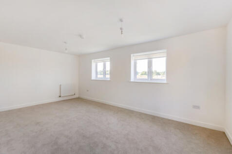 Leaf Living at Allium Park, Guildford, GU23, Ripley photo 3