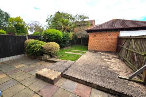 Rear Garden 1 .jpeg