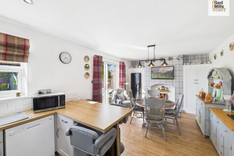 CAM04261G0-PR0097...