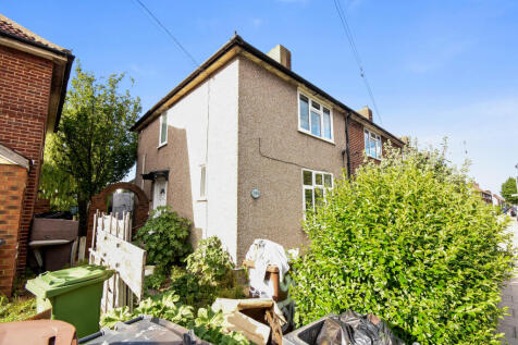 398 Hedgemans Road, Dagenham, Essex, RM9 6BU