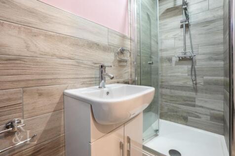 30 Carsington Crescent (22).jpg