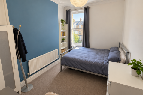 161, Mackintosh Place, Roath, Cardiff photo 5