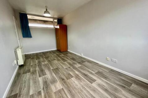 Sitting Room/Studio Bedroom