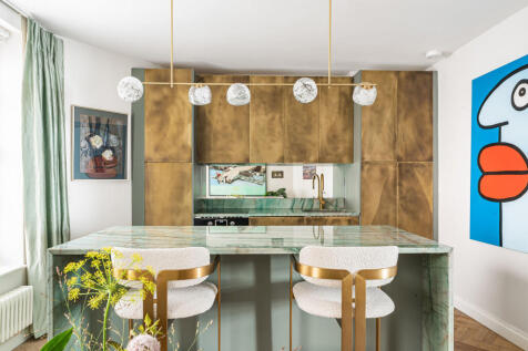 Reception/Kitchen